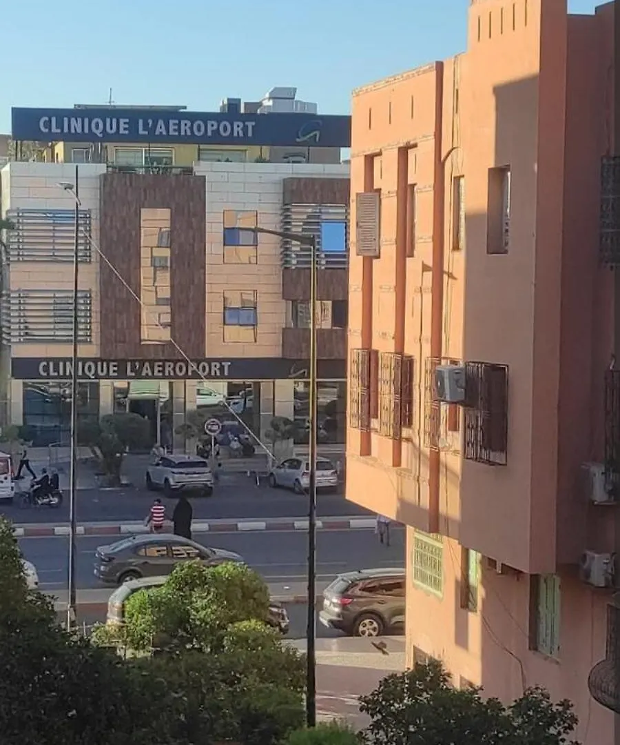 Cozy Airport Apartment Only 5 Minutes Walk Marrakesh