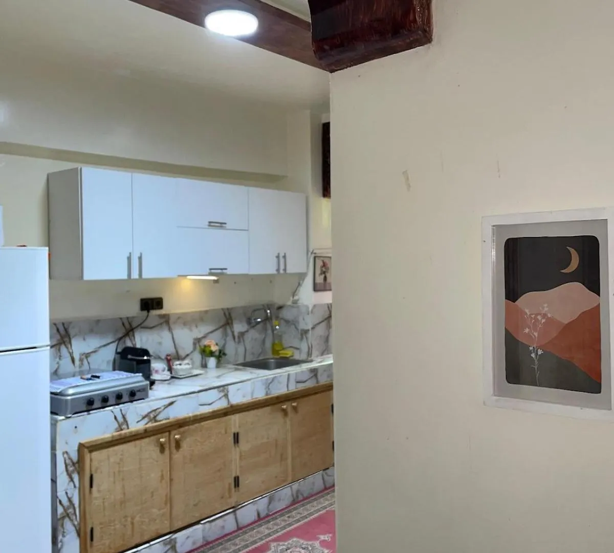 Cozy Airport Apartment Only 5 Minutes Walk Marrakesh
